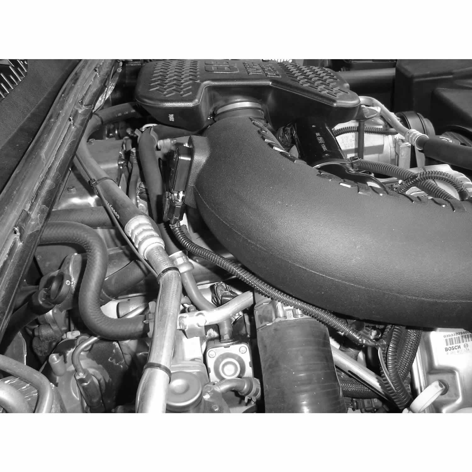 2004-2005 Duramax Cold Air Intake Kit (42135)