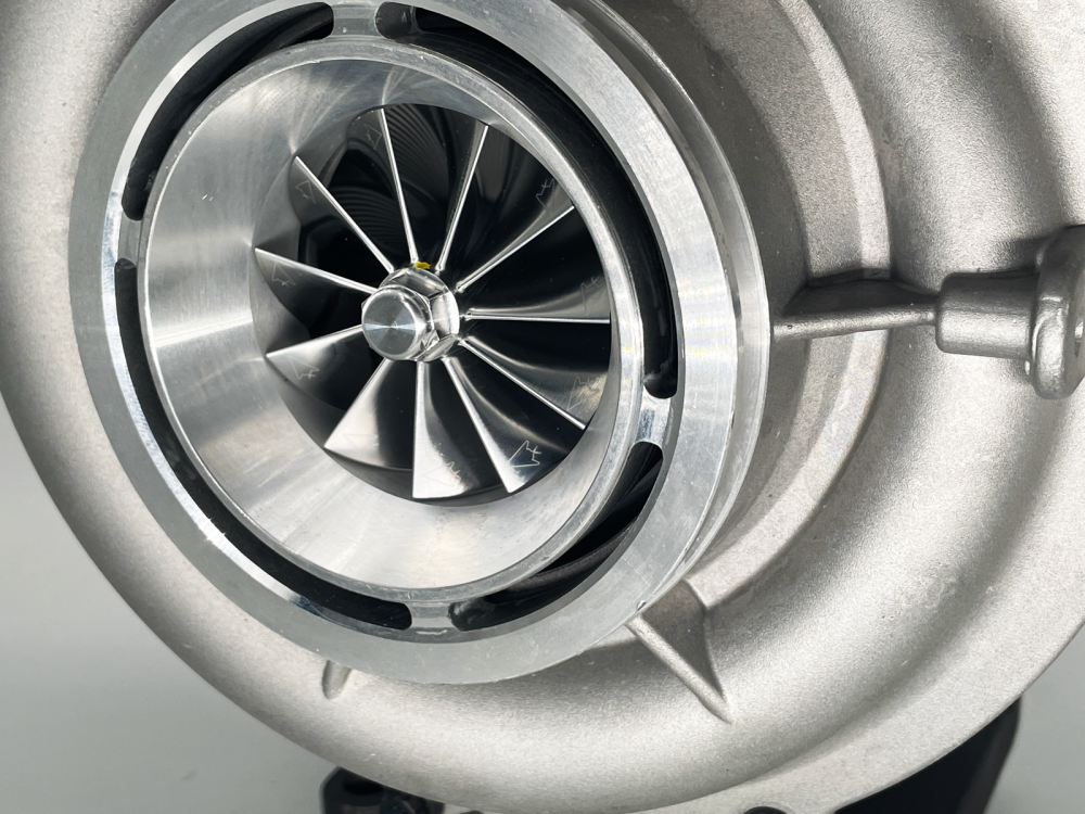 2011-2016 Duramax Stealth Mach 2 67 Turbocharger (DM1DH1070303000)